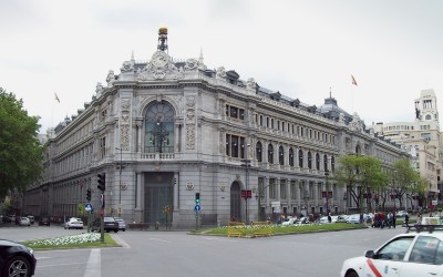 Dos heridos graves en un accidente laboral en el Banco de España
